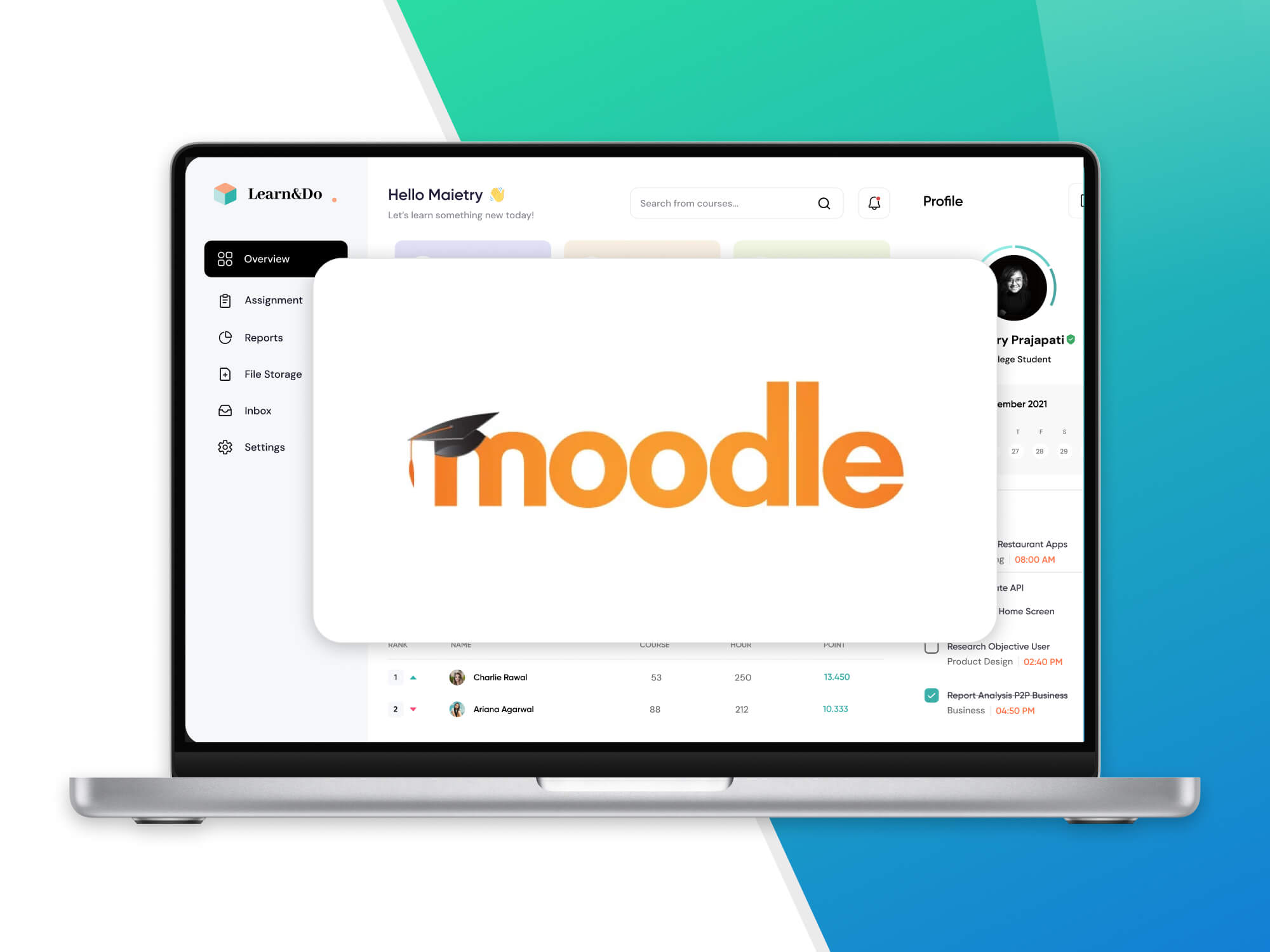 Moodle LMS auf einem Laptop mit modernem Dashboard und Moodle-Logo